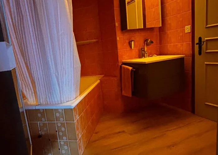 Hyper Central, Ideal Pour Couple Ou Petite Famille, Parking Couvert Apartment *