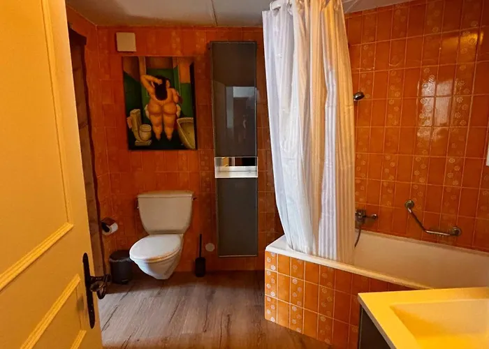 Hyper Central, Ideal Pour Couple Ou Petite Famille, Parking Couvert